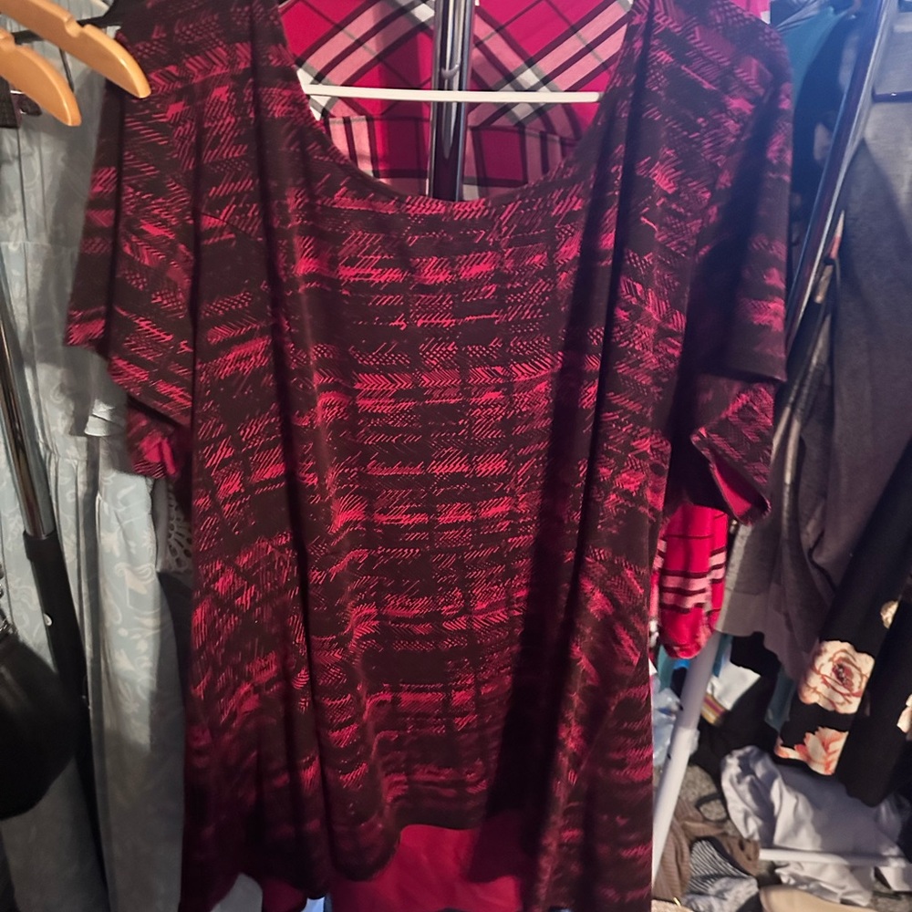 Red and black torrid top